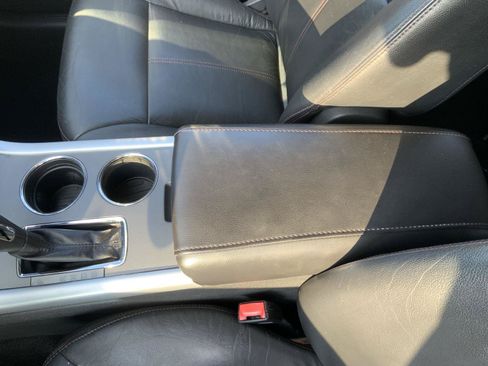 Used 2013 Ford Edge SEL FWD image 35