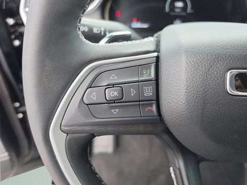 Certified 2025 Jeep Grand Cherokee Laredo X w/ Luxury Tech Group I RWD image 30