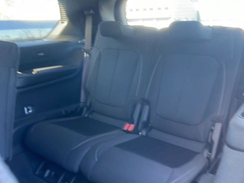 Certified 2025 Jeep Grand Cherokee L Laredo w/ Luxury Tech Group I image 28