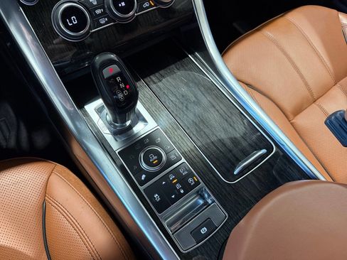 Used 2015 Land Rover Range Rover Sport Supercharged AWD/4WD image 27