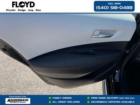 Used 2024 Toyota Corolla SE FWD image 24