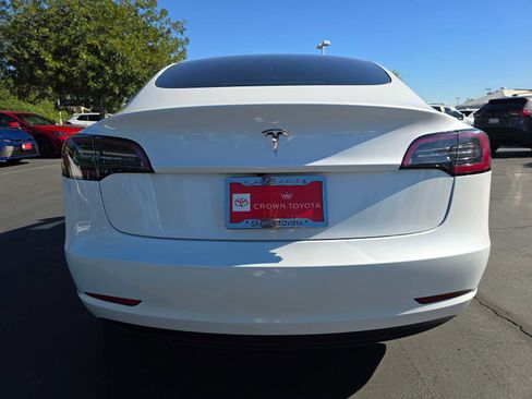 Used 2023 Tesla Model 3 Standard Range image 13
