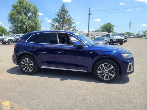 Used 2023 Audi Q5 2.0T Premium w/ Convenience Package AWD/4WD image 5