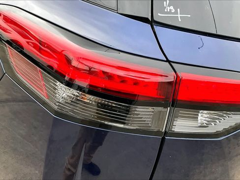 Used 2024 Nissan Pathfinder Platinum w/ Cargo Package image 26