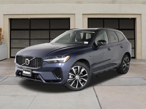 Certified 2023 Volvo XC60 T8 Plus w/ Climate Package AWD/4WD image 3