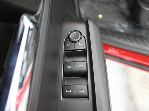 Used 2023 Chevrolet Colorado LT w/ LT Convenience Package III AWD/4WD image 19