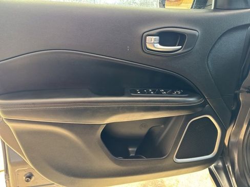 Used 2020 Jeep Compass Latitude w/ Cold Weather Group image 13