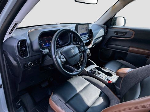 Used 2024 Ford Bronco Sport Outer Banks w/ Tech Package AWD/4WD image 26