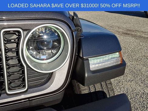 Used 2025 Jeep Wrangler Unlimited Sahara w/ Safety Group AWD/4WD image 9