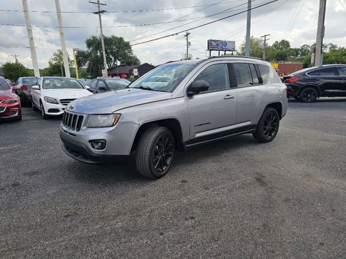 Used 2015 Jeep Compass Sport w/ Power Value Group image 7