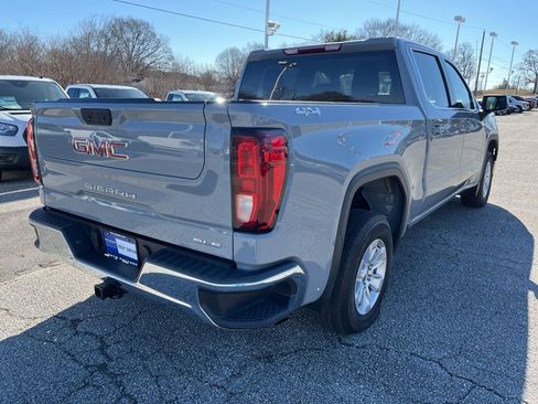 Used 2024 GMC Sierra 1500 SLE image 5