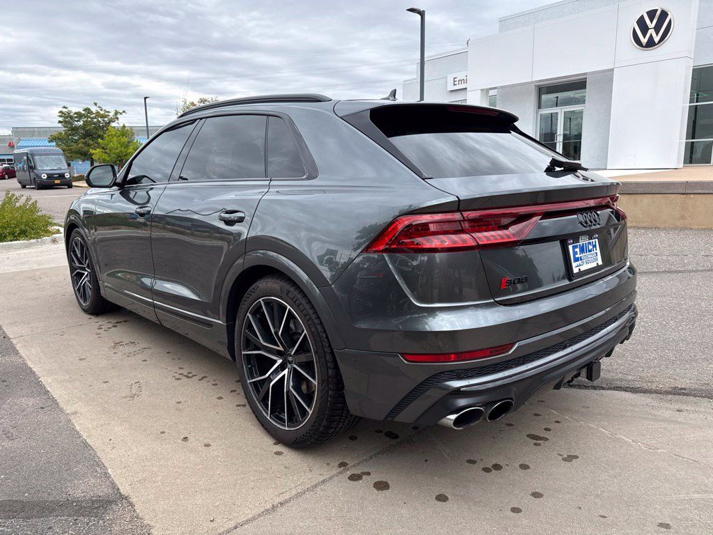 Used 2021 Audi SQ8 Prestige AWD/4WD image 3