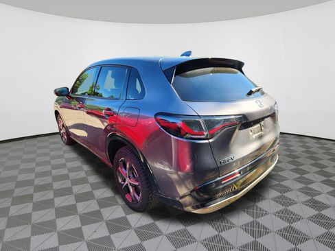 Used 2024 Honda HR-V EX-L image 3