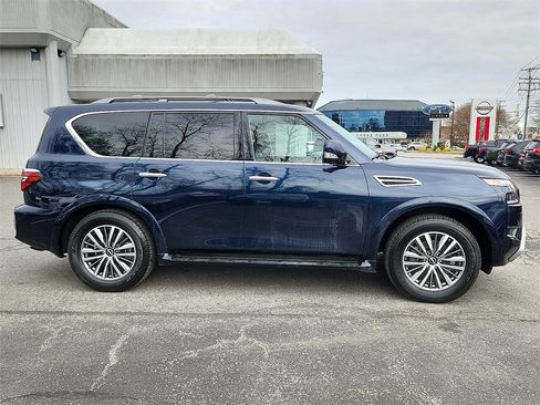 Certified 2023 Nissan Armada SL w/ Cargo Package image 8