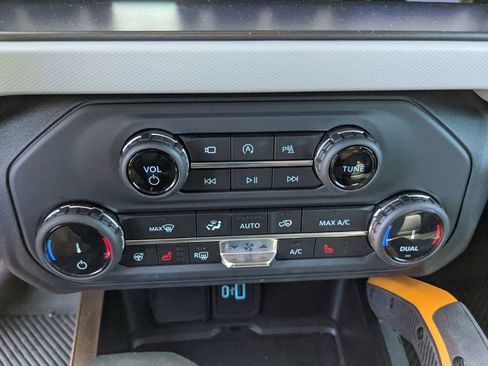 Used 2022 Ford Bronco Badlands AWD/4WD image 26