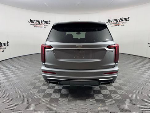 Used 2024 Cadillac XT6 Luxury image 10