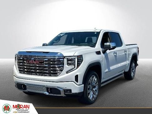 Used 2025 GMC Sierra 1500 Denali w/ Denali Reserve Package AWD/4WD image 1