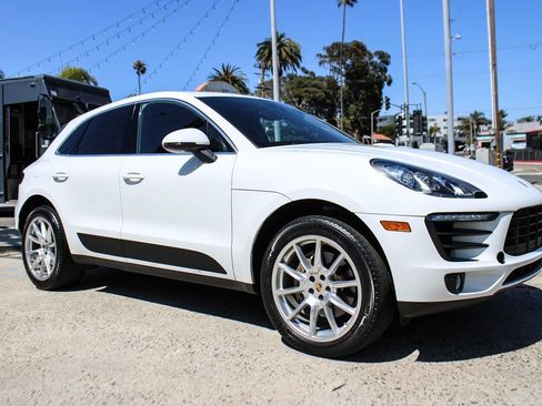 Used 2017 Porsche Macan S AWD/4WD image 3