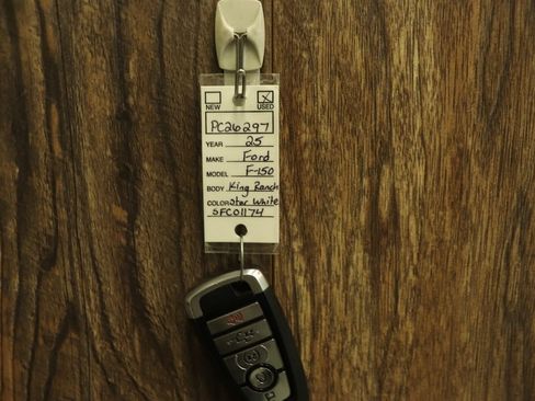 Used 2025 Ford F150 King Ranch AWD/4WD image 44