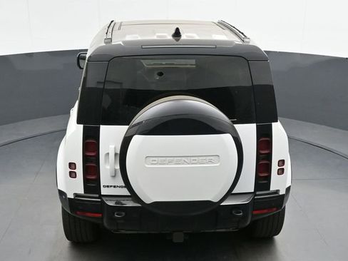 Used 2024 Land Rover Defender 110 X-Dynamic SE image 26