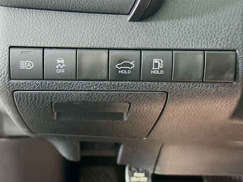 Used 2024 Toyota Camry SE FWD image 16