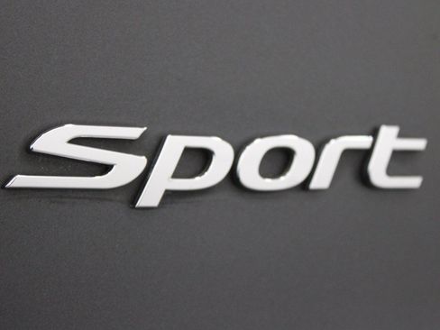 Used 2018 Hyundai Santa Fe Sport w/ 2.4L Value Package 02 FWD image 31