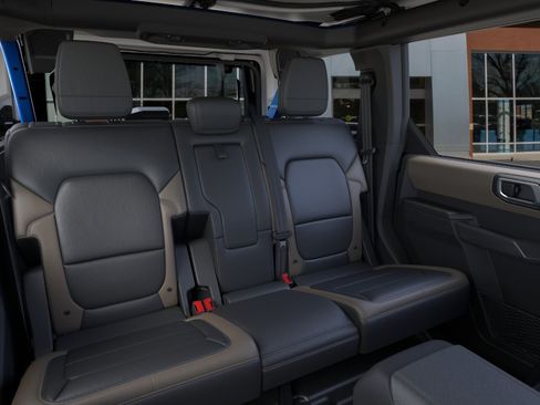 New 2026 Ford Bronco Big Bend w/ Black Diamond Package AWD/4WD image 11