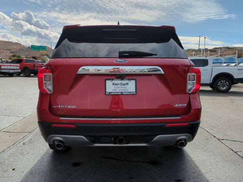 Used 2022 Ford Explorer Limited w/ Limited Technology Package image 4