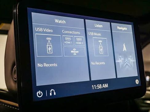 Used 2021 Cadillac Escalade Premium Luxury image 21