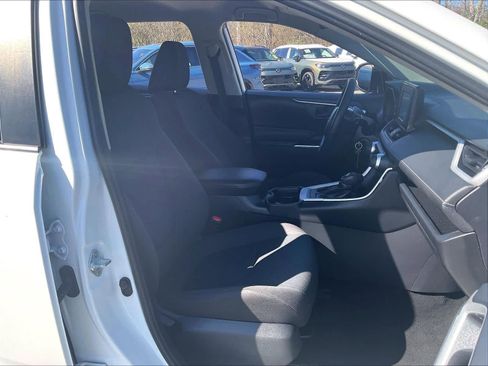 Used 2020 Toyota RAV4 LE w/ All Weather Liner Package image 11