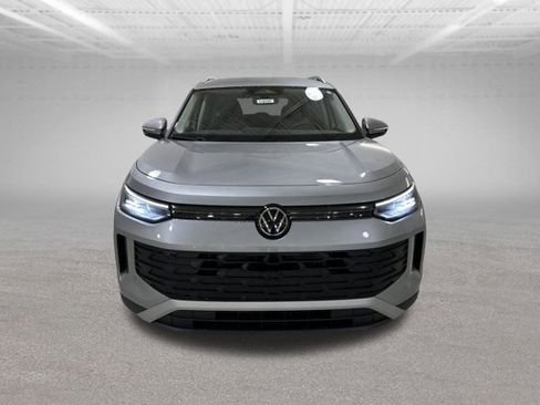 New 2026 Volkswagen Tiguan S FWD image 2