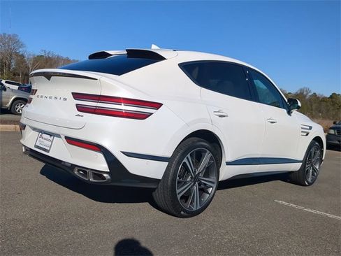 New 2025 Genesis GV80 3.5T e-SC image 4