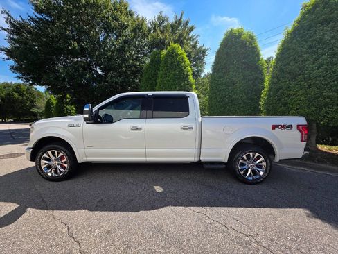 Used 2016 Ford F150 Lariat w/ Equipment Group 502A Luxury AWD/4WD image 2