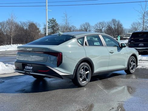 New 2026 Kia K4 LXS image 7