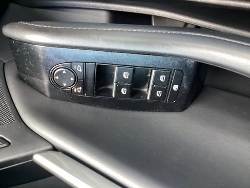 Used 2024 MAZDA MAZDA3 s image 15