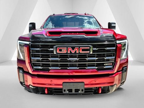 Used 2024 GMC Sierra 2500 AT4 w/ AT4 Premium Plus Package AWD/4WD image 2