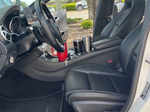 Used 2019 Mercedes-Benz CLA 250 image 22