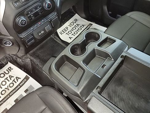 Used 2025 Chevrolet Silverado 2500 W/T w/ WT Convenience Package image 9