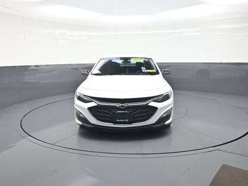Used 2022 Chevrolet Malibu LT w/ Redline Edition FWD image 8