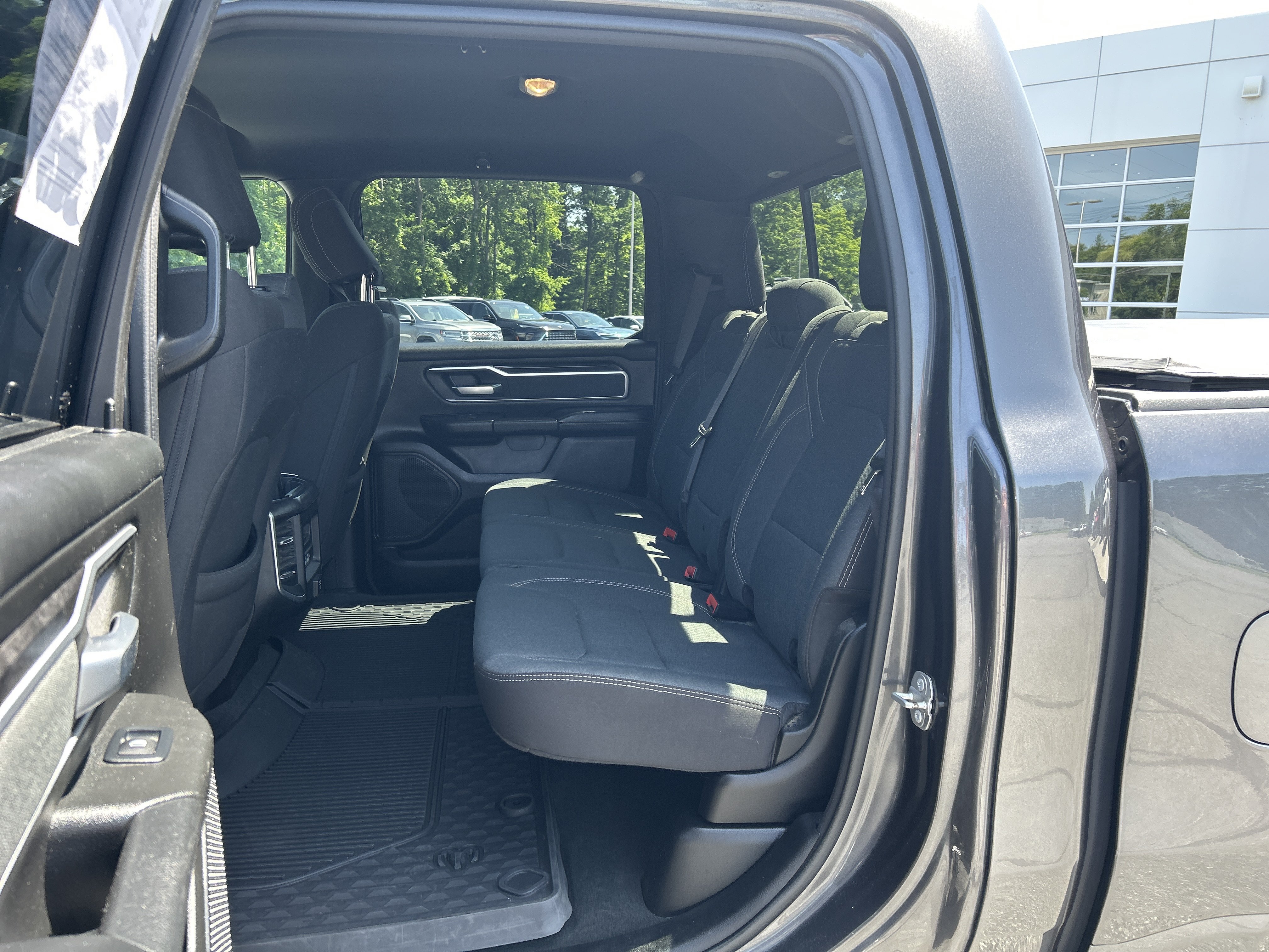 Used 2022 RAM 1500 Big Horn AWD/4WD image 25
