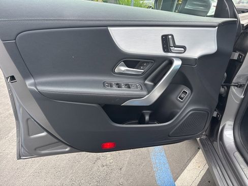 Used 2023 Mercedes-Benz CLA 250 image 7