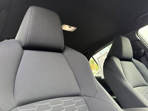 Used 2026 Toyota Corolla SE FWD image 16