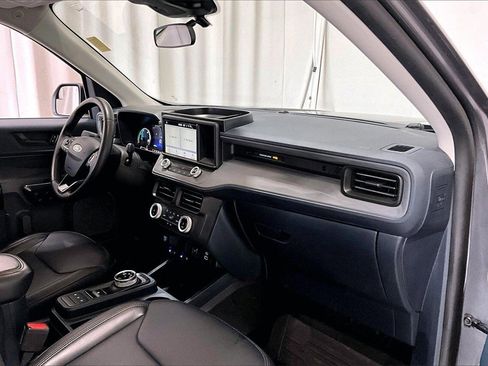 Used 2023 Ford Maverick Lariat w/ Black Appearance Package image 28