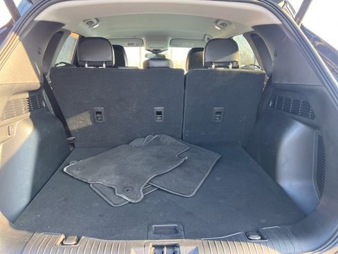 Used 2023 Ford Escape SE image 14
