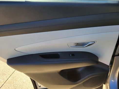 New 2026 Hyundai Tucson SEL image 9