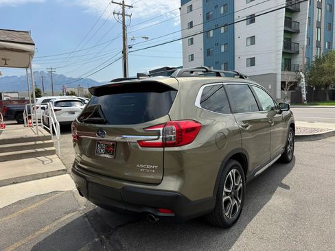 Used 2023 Subaru Ascent Limited w/ Technology Package AWD/4WD image 5