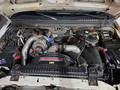 Used 2004 Ford F250 XL image 31