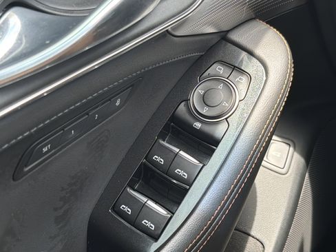 Used 2020 Cadillac CT5 Sport RWD image 31
