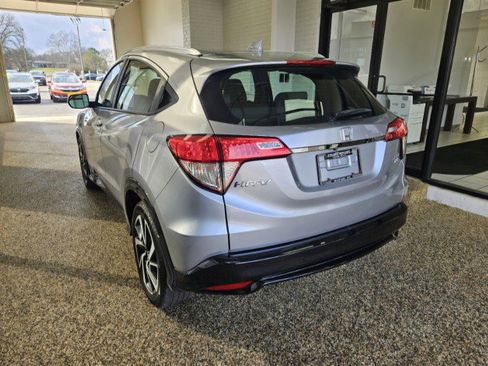 Used 2019 Honda HR-V Sport image 4