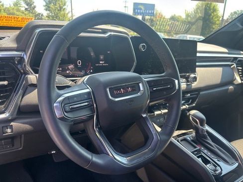 Used 2025 GMC Canyon Elevation w/ Convenience Package RWD image 11
